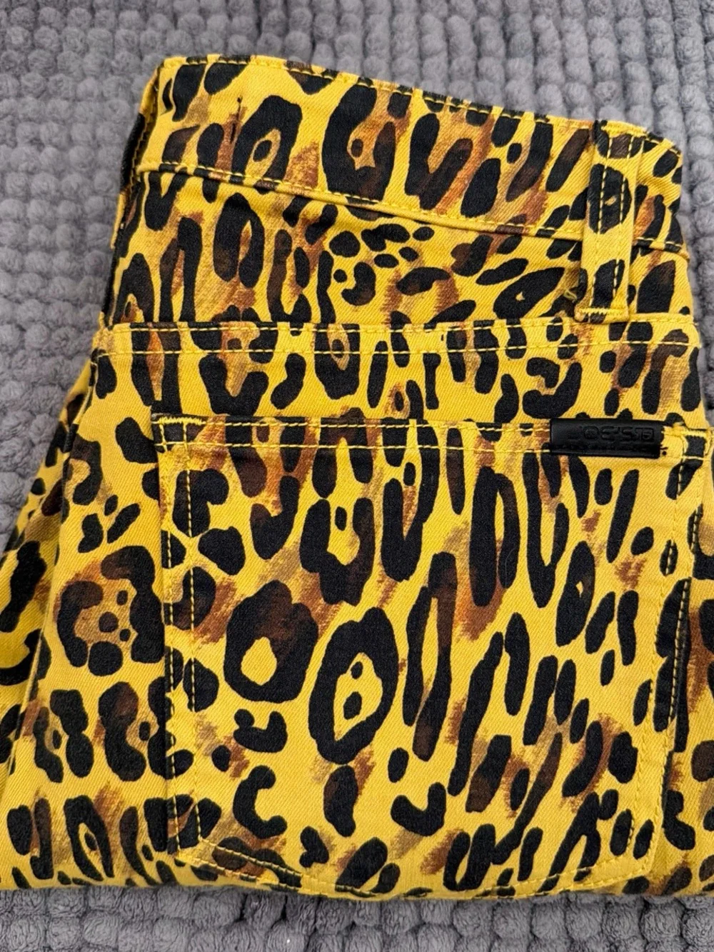Joe’s The Charlie High Rise Skinny Ankle Leopard print pants | Size: 26